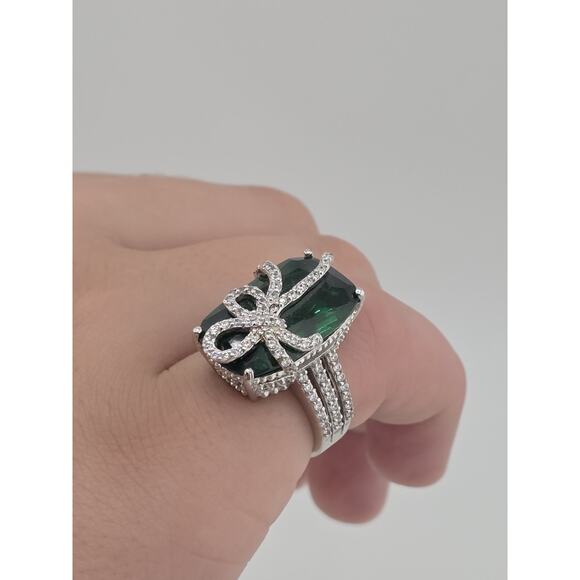 DSMK 925 Sterling Silver CZ EMERALD Ring Size 7
